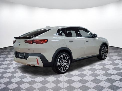 Used 2026 BMW X2 xDrive28i w/ Technology Package image 7