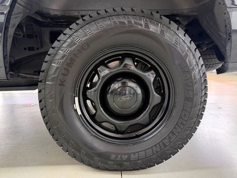 Used 2017 Ford F150 XL w/ XL Power Equipment Group AWD/4WD image 29