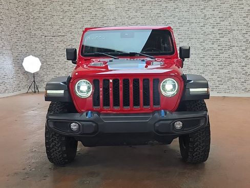 Used 2022 Jeep Wrangler Unlimited Rubicon 4xe w/ Cold Weather Group AWD/4WD image 2