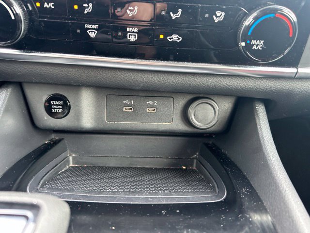 Used 2024 Nissan Rogue S AWD/4WD image 26