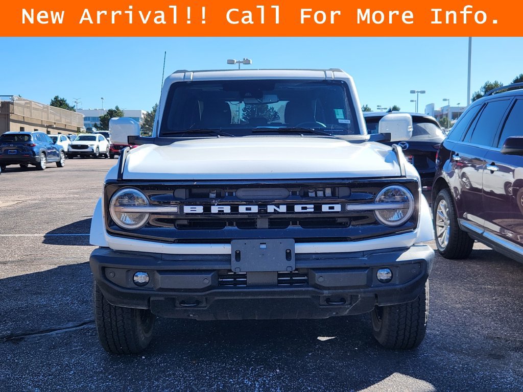 Used 2025 Ford Bronco Outer Banks AWD/4WD image 3