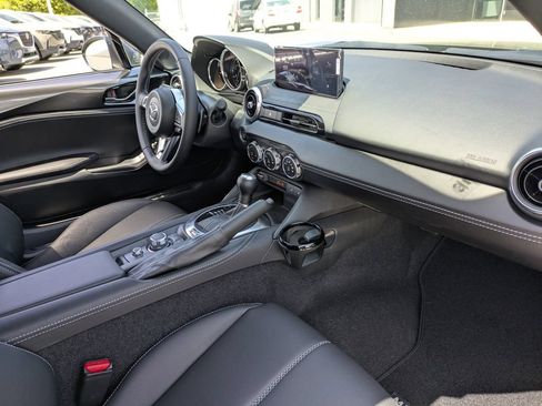 New 2026 MAZDA MX-5 Miata RF Grand Touring RWD image 16