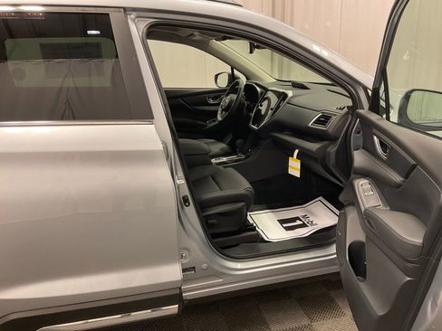 New 2026 Subaru Ascent Limited image 18