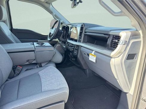 New 2026 Ford F250 XLT w/ XLT Premium Package image 22