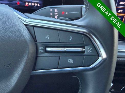Used 2025 Chevrolet Tahoe LT AWD/4WD image 17