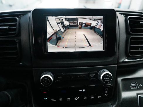 Used 2025 RAM ProMaster 2500 w/ Convenience Group FWD image 16
