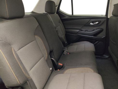 Used 2019 Chevrolet Traverse LS FWD image 19