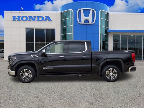 Used 2024 GMC Sierra 1500 SLT AWD/4WD image 6