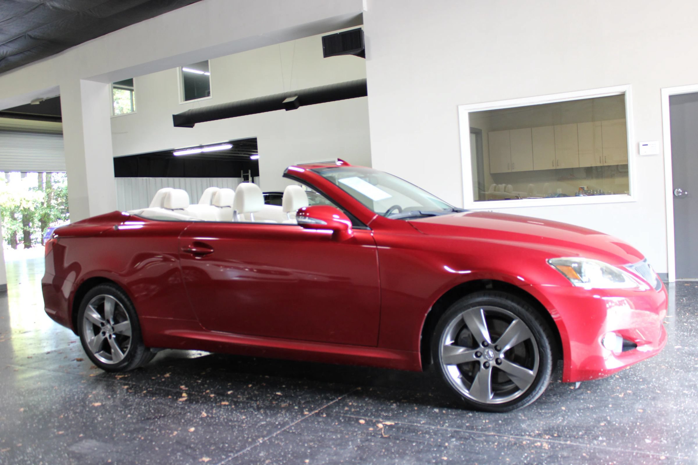 Used 2011 Lexus IS 350C RWD image 2