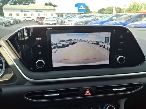 Used 2023 Hyundai Sonata SE w/ Preferred Accessory Package FWD image 22