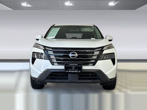 Used 2025 Nissan Rogue SV FWD image 5