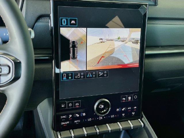 New 2027 GMC Terrain AT4 w/ Convenience Package III AWD/4WD image 9