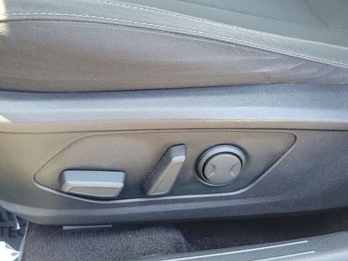 Used 2022 Hyundai Elantra SEL w/ Convenience + Premium Package FWD image 20