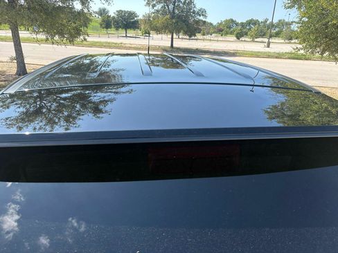 Used 2015 Lincoln MKX FWD image 12