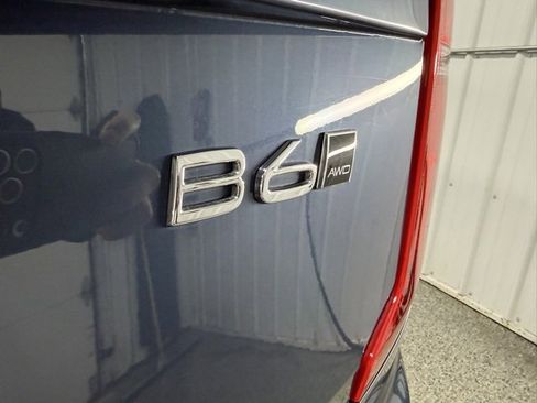 Used 2023 Volvo XC90 B6 Plus w/ Protection Package image 32