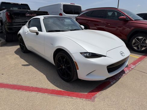 Used 2021 MAZDA MX-5 Miata RF Grand Touring RWD image 4