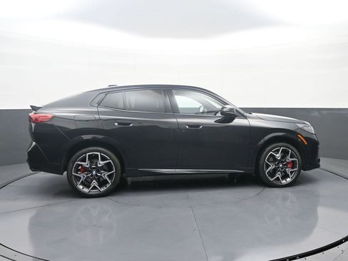 Used 2025 BMW X2 M35i w/ Premium Package image 8