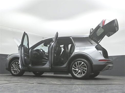 Certified 2022 Lincoln Corsair Standard w/ Equipment Group 101A image 57