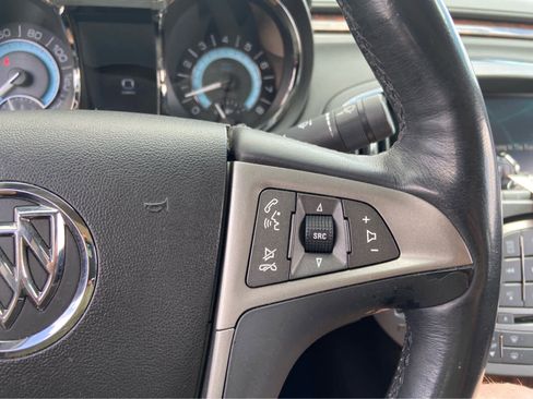 Used 2012 Buick LaCrosse Touring FWD image 22