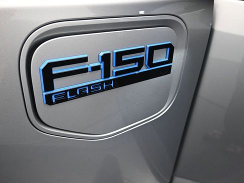 New 2025 Ford F150 Lightning Flash image 30