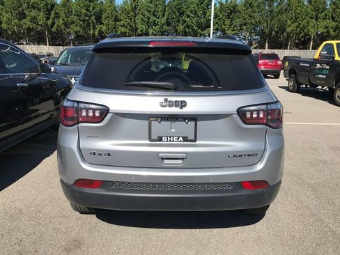 Used 2024 Jeep Compass Limited AWD/4WD image 11