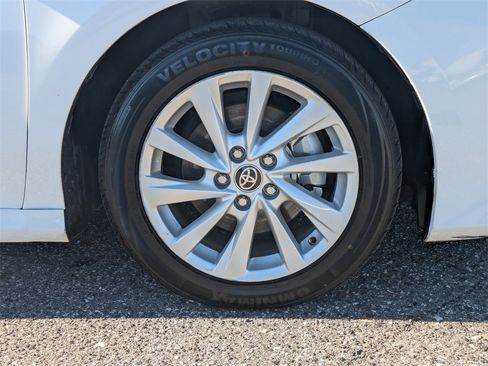 Used 2024 Toyota Camry LE image 11