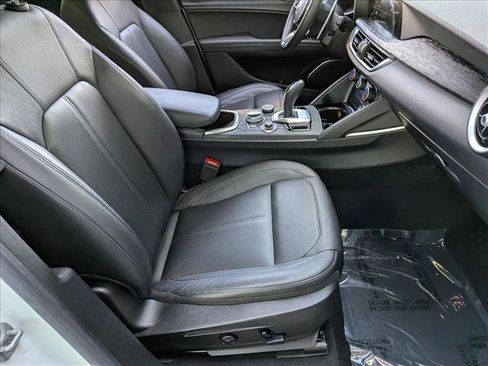 Used 2022 Alfa Romeo Stelvio Sprint image 20