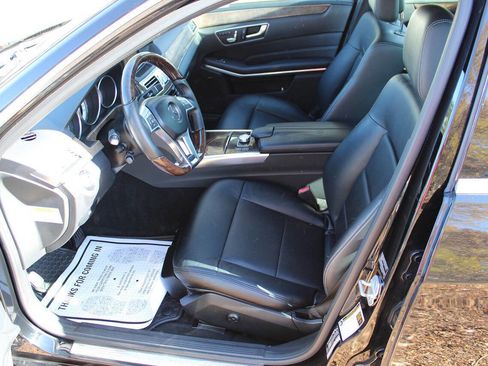 Used 2014 Mercedes-Benz E 350 E 350 Sport 4MATIC AWD 4dr Sed image 15