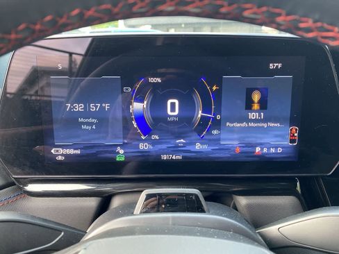Used 2025 Chevrolet Silverado EV RST AWD/4WD image 26