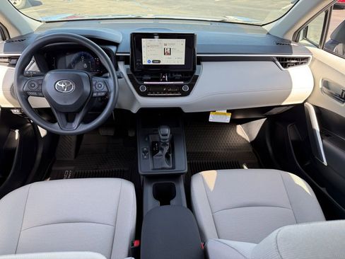 New 2026 Toyota Corolla Cross L image 32