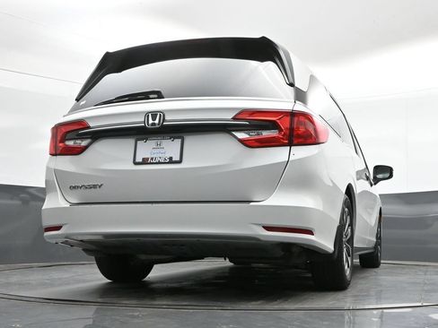 Used 2023 Honda Odyssey EX-L image 33