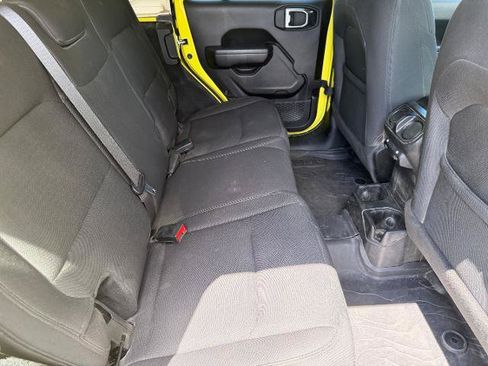 Used 2023 Jeep Wrangler Unlimited Sport AWD/4WD image 12