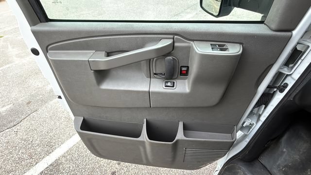 Used 2023 Chevrolet Express 3500 w/ Power Convenience Package RWD image 20