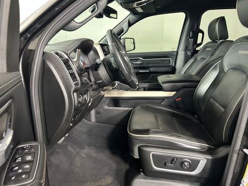 Used 2019 RAM 1500 Laramie w/ Sport Appearance Package AWD/4WD image 12