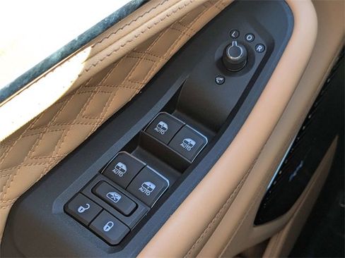 Used 2025 Jeep Grand Cherokee L Summit image 24