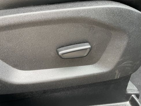 Used 2023 Ford Edge SEL image 54