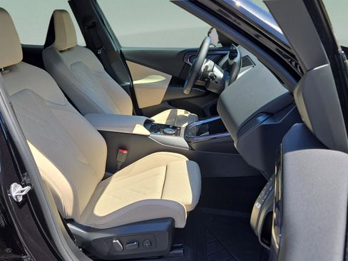 Used 2025 BMW X3 xDrive30i w/ Convenience Package AWD/4WD image 15