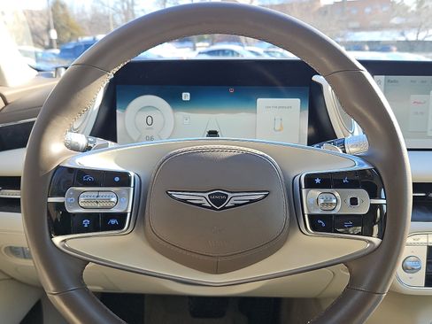 Used 2023 Genesis G90 3.5T image 20