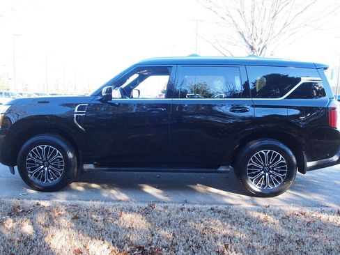 Used 2026 Nissan Armada Platinum AWD/4WD image 4