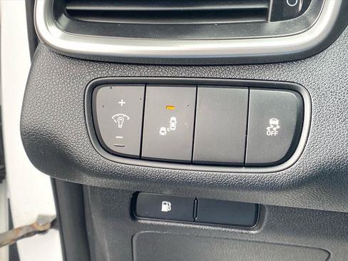 Used 2020 Kia Sorento S image 20