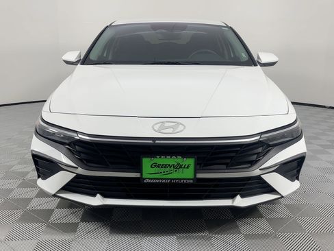Used 2024 Hyundai Elantra SEL image 6