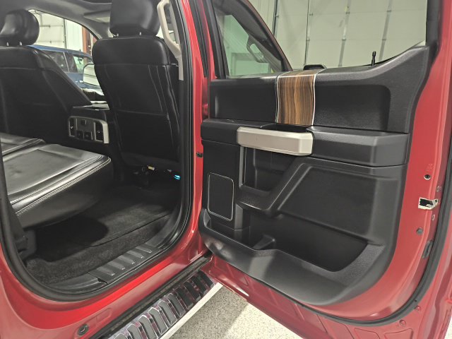 Used 2017 Ford F150 Lariat AWD/4WD image 23