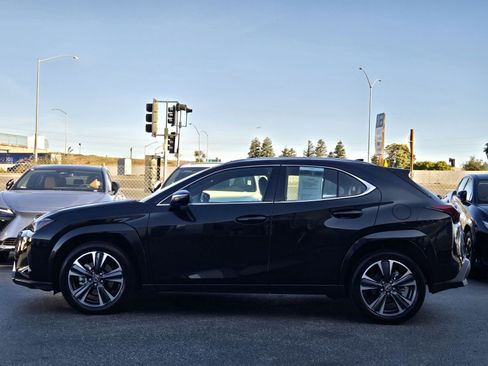 Certified 2025 Lexus UX 300h FWD w/ Cold Area Package image 7