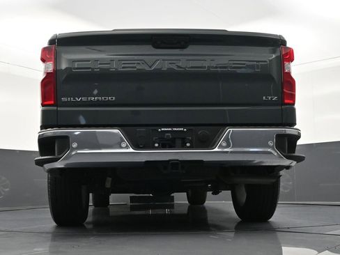 Used 2025 Chevrolet Silverado 1500 LTZ image 26