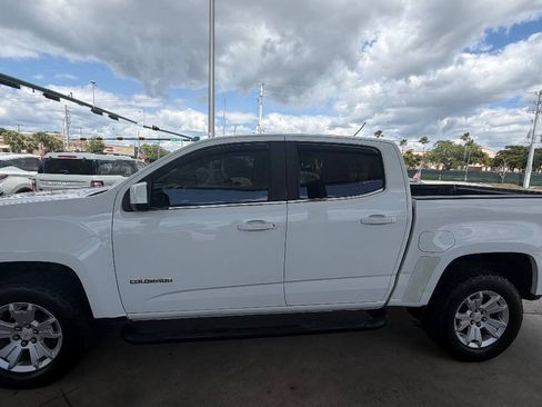 Used 2017 Chevrolet Colorado LT w/ LT Convenience Package RWD image 8