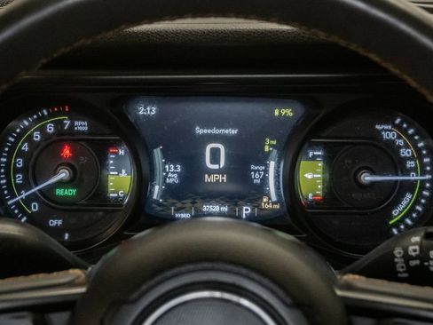 Used 2024 Jeep Wrangler Unlimited w/ Convenience Group AWD/4WD image 14
