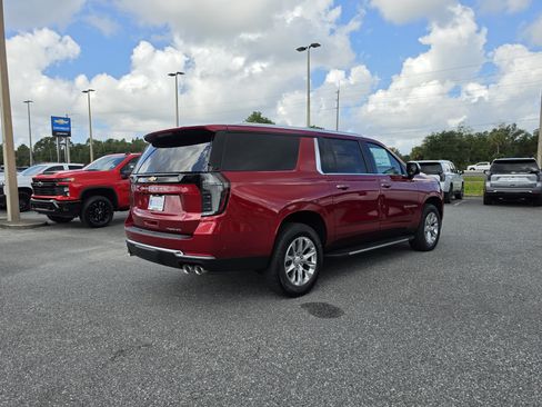 New 2026 Chevrolet Suburban Premier AWD/4WD image 5