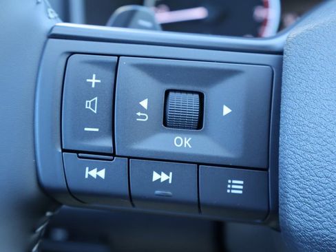 New 2026 Nissan Rogue SV image 10