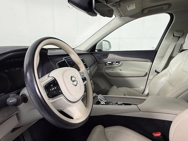 Used 2021 Volvo XC90 T8 Inscription w/ Advanced Package AWD/4WD image 7