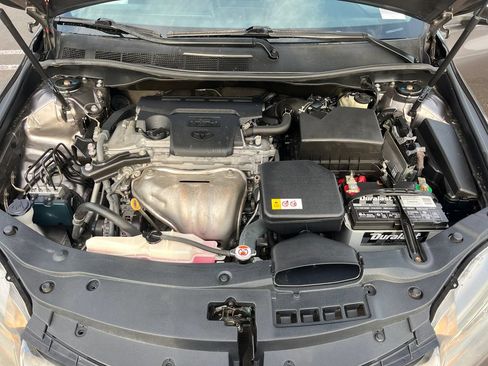 Used 2017 Toyota Camry SE FWD image 27